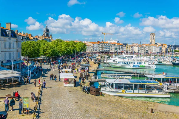 La Rochelle, Fransa, 13 Mayıs 2017: Görünüm, eski liman, La Rochelle, Frangı