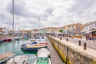 Saint Martin De Re, Fransa, 13 Mayıs 2017: Port Saint Martin de Re Frangı adlı görünümünü
