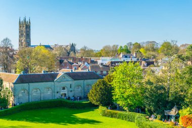 Warwick castle, Englan avlusu