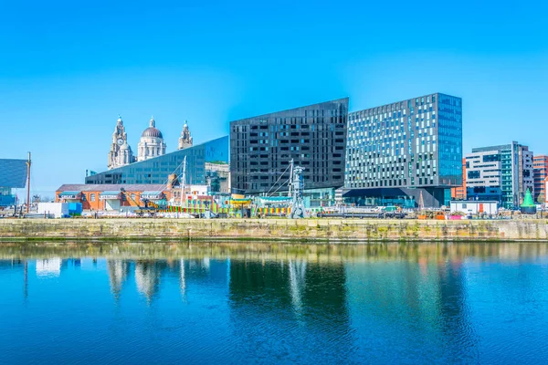 Waterside tarafından açık göz Galerisi, Englan hakim bir Liverpool