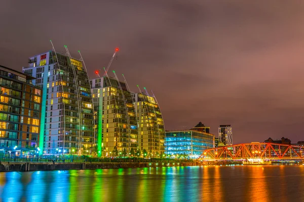 Salford Area Manchester Residential Buildings Surrounding Basin River Irwell Night — Stock Photo, Image