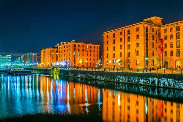 Night View Illuminated Albert Dock Liverpool Englan — Stock Photo, Image