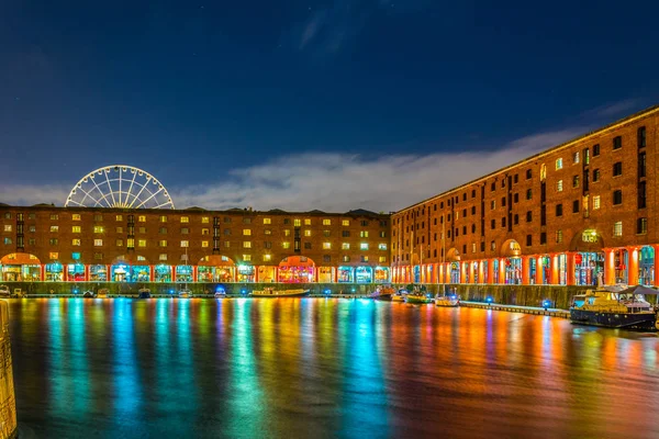 Night View Illuminated Albert Dock Liverpool Englan — Stock Photo, Image