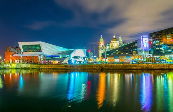 Waterside Liverpool Dominated Museum Liverpool Pilotage House Englan — Stock Photo, Image