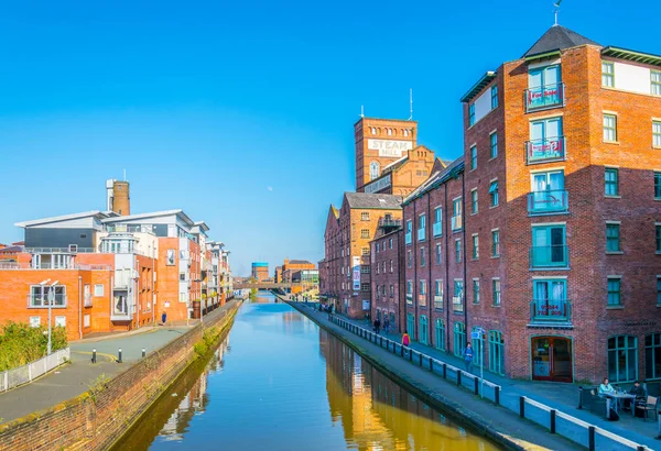 Chester Storbritannien April 2017 Utsikt Över Byggnader Tillsammans Med Kanal — Stockfoto