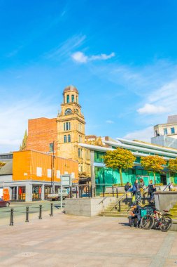 Manchester, Englan büyük Kuzey meydanda görünümünü Manchester, Büyük Britanya, 11 Nisan 2017: