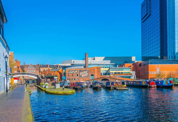 Birmingham Vereinigtes Königreich April 2017 Boote Regentschaftssteg Birmingham Englan — Stockfoto