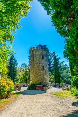 Bir muhafız Kulesi Irelan Powerscourt Estate içinde