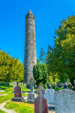 Glendalough yerleşim, Irelan antik bir mezarlıkta