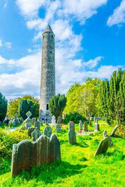 Glendalough yerleşim, Irelan antik bir mezarlıkta