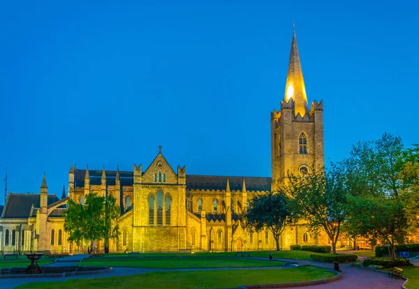 Ночной Вид Собор Святого Патрика Дублине Ирлан — стоковое фото