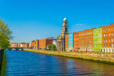 Saint Paul Kilisesi Dublin, Irelan hakim Liffey Riverside