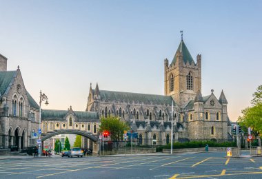 Christ church Katedrali Dublin, Irelan gün batımı görünümü