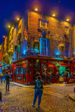 Dublin, İrlanda, 10 Mayıs 2017: temple bar pub Merkezi Dublin, Irelan