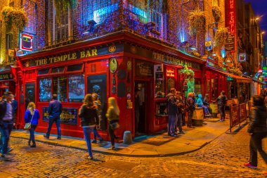 Dublin, İrlanda, 10 Mayıs 2017: temple bar pub Merkezi Dublin, Irelan