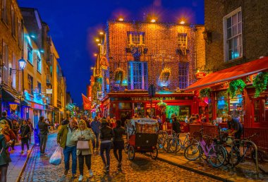Dublin, İrlanda, 10 Mayıs 2017: temple bar pub Merkezi Dublin, Irelan