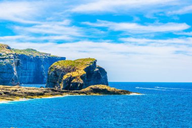 Mantar kaya Dwejra bağlantısı, Gozo, Malt yakınındaki