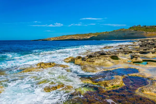 Blick Auf Zerklüftete Küste Bei Marsaxlokk Malz — Stockfoto