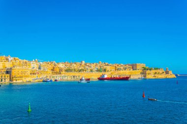 Üst ve alt barrakka bahçeleri, victoria kapısı ve Valletta, Malt kuşatma çan