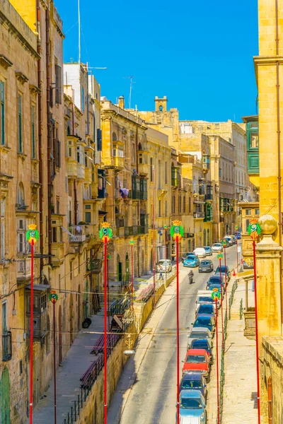 Vista Una Calle Estrecha Centro Histórico Valeta Malta —  Fotos de Stock