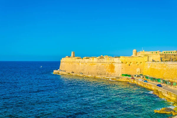 Kusten Valletta Domineras Fort Elm — Stockfoto