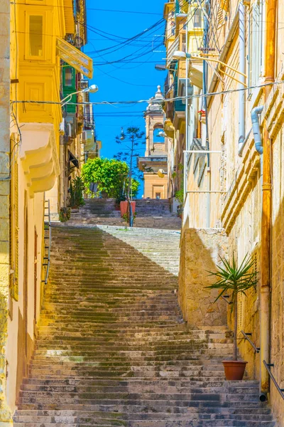 Vista Una Calle Estrecha Centro Histórico Senglea Malta — Foto de Stock