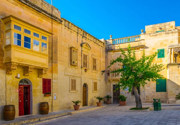 Vista Una Calle Estrecha Casco Antiguo Mdina Malta —  Fotos de Stock