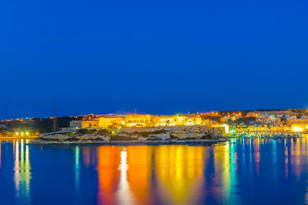 Vista Nocturna Villa Bighi Malta — Foto de Stock