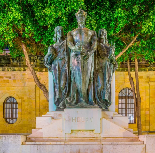 Nacht Uitzicht Het Grote Beleg Monument Valletta Mout — Stockfoto