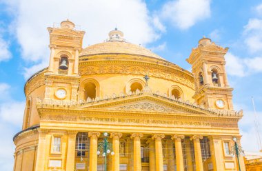 Rotunda Mosta, Malt içinde