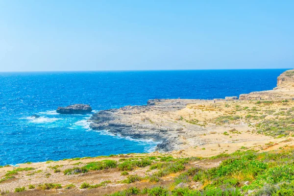 Pohled Rozeklané Pobřeží Poblíž Dwejra Point Gozo Slad — Stock fotografie