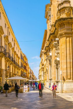 Trapani, İtalya, 21 Nisan 2017: Corso Vittorio Emanuele Trapani, Sicilya, Ital görünümünü