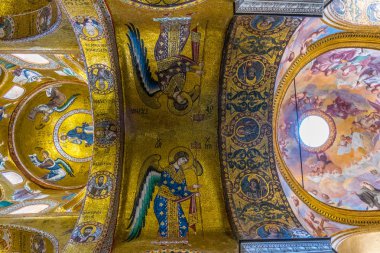 Palermo, İtalya, 22 Nisan 2017: İç Santa Maria Dell Palermo, Sicilya, Ital Ammiraglio kilisede