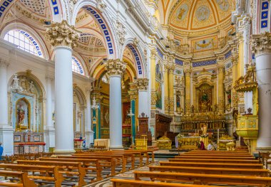 Modica, İtalya, 26 Nisan 2017: İç chiesa di San Pietro in Modica, Sicilya, Ital