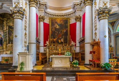 Ragusa, İtalya, 26 Nisan 2017: İç Chiesa Anime Sante del Purgatorio içinde Ragusa, Sicilya, Ital