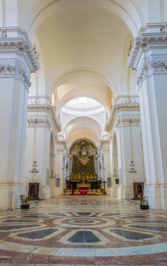 Catania, İtalya, 27 Nisan 2017: Catania, Sicilya, Ital Chiesa di San Nicola l'Arena içinin