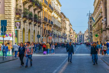Catania, İtalya, 27 Nisan 2017: Via etnea Catania, Sicilya, Ital sokak görünümü