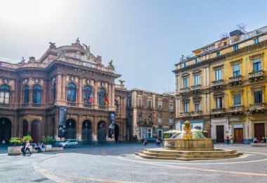 Catania, İtalya, 28 Nisan 2017: Teatro Massimo Bellini, Catania, Sicilya, Ital görünümünü
