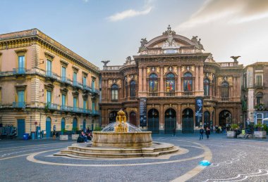 Catania, İtalya, 28 Nisan 2017: Teatro Massimo Bellini, Catania, Sicilya, Ital görünümünü