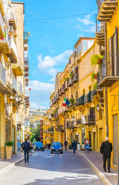Agrigento Italia Abril 2017 Vista Una Calle Estrecha Histórica Ciudad —  Fotos de Stock