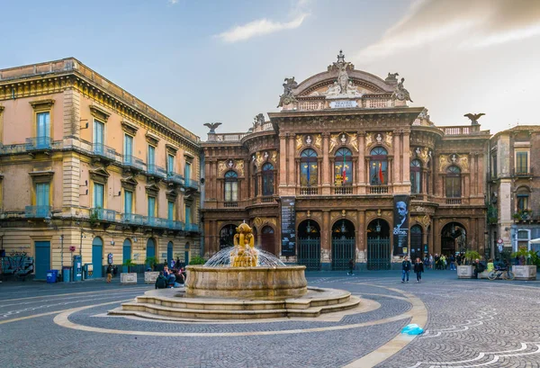 Κατάνια Ιταλία Απριλίου 2017 Προβολή Από Teatro Massimo Bellini Στην — Φωτογραφία Αρχείου