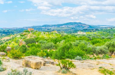 Concordia tapınak tapınak Sicilya, Ital bölgesindeki Agrigento yakınlarında vadisinde görünümünü