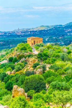 Concordia tapınak tapınak Sicilya, Ital bölgesindeki Agrigento yakınlarında vadisinde görünümünü
