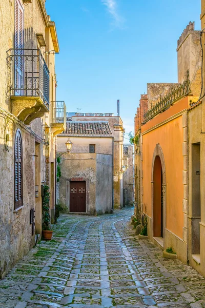 Pohled Úzké Uličce Historickém Centru Erice Vesnici Sicílii Ital — Stock fotografie