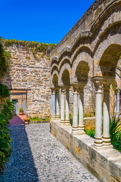 Jardines Los Terrenos Iglesia San Juan Los Ermitaños Palermo Sicilia —  Fotos de Stock