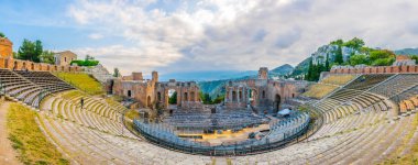 Sicilya 'da Teatro Antico di Taormina, İtal