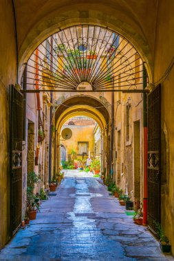 Syracuse, Sicilya, Ital dar bir sokakta görünümünü