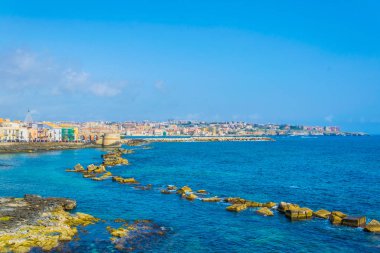 Sicilya, Ital modern şehir Syracuse çevreleyen sahil gezinti görünümünü