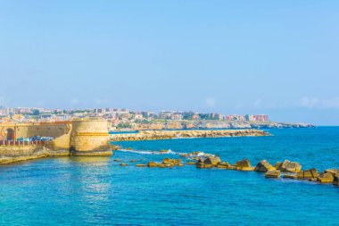 Sicilya, Ital modern şehir Syracuse çevreleyen sahil gezinti görünümünü