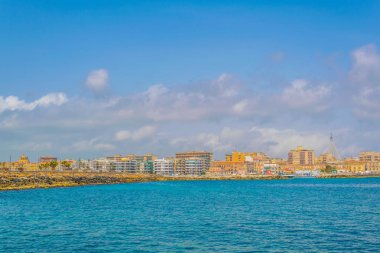 Sicilya, Ital modern şehir Syracuse çevreleyen sahil gezinti görünümünü